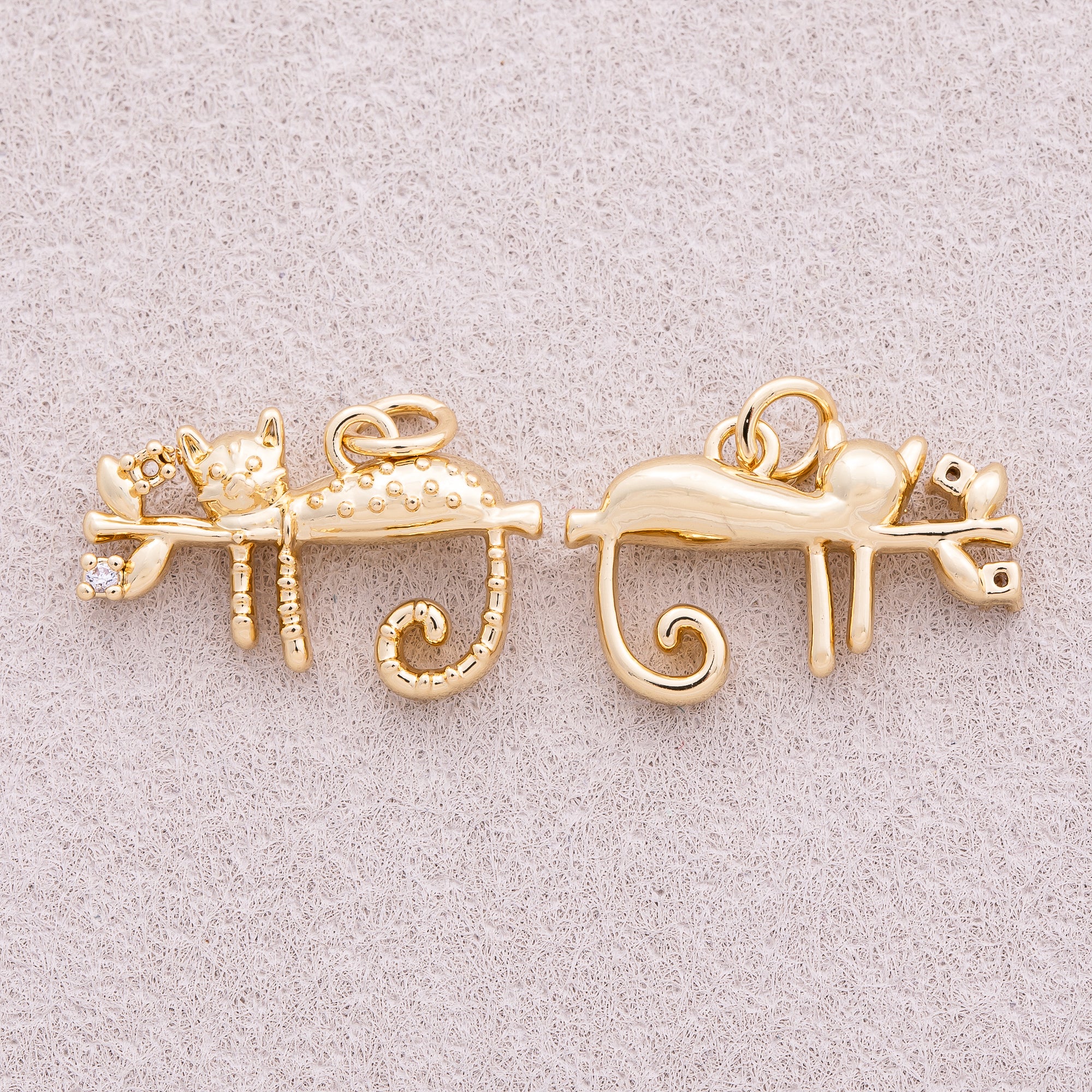 16K Gold Plated Clear CZ Textured Kitty Pet Charm - Sold Each