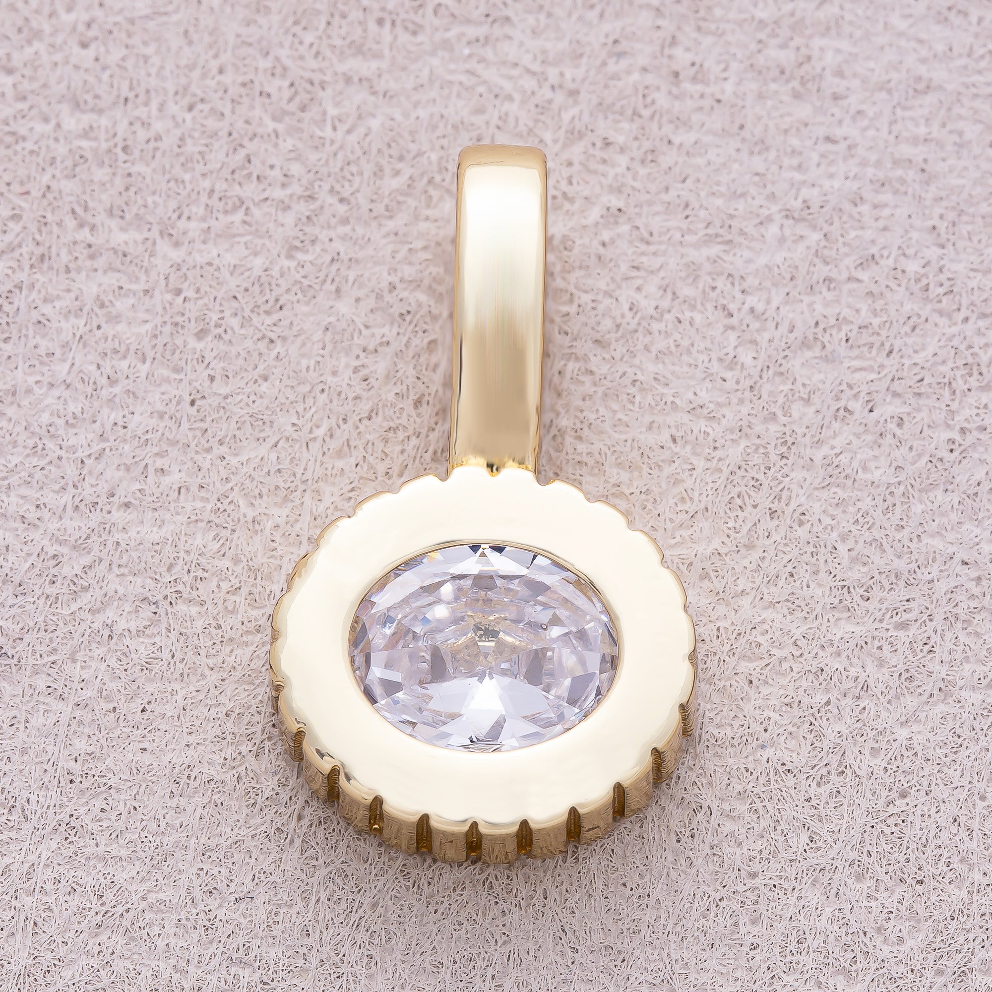16K Gold Plated Clear CZ Round Solitaire Ribbed pendant - Sold Each