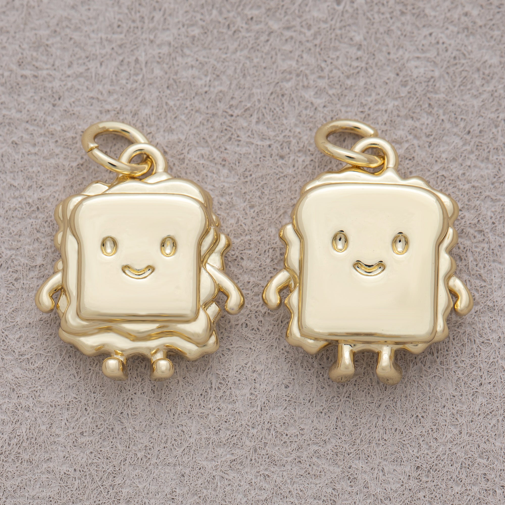 16K Gold Plated Smiley Toast Sandwich 3D Multidimensional Charm - Sold Each