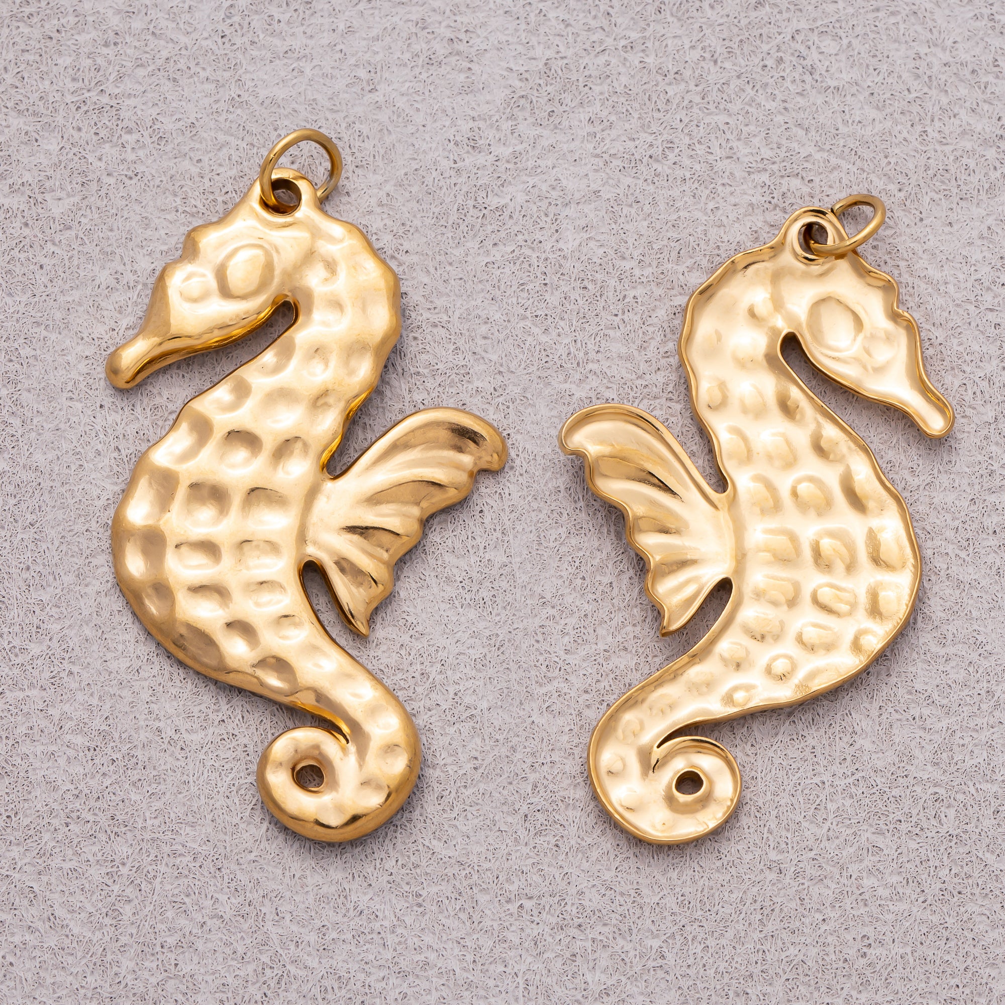 Gold PVD Stainless Steel Hammered Sea Horse Animal Pendant
