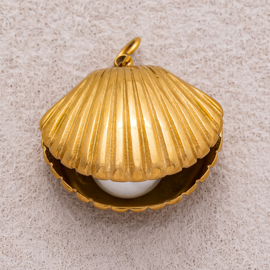 Gold PVD Stainless Steel Half Open Shell Pearl Scallop Clam Pendant