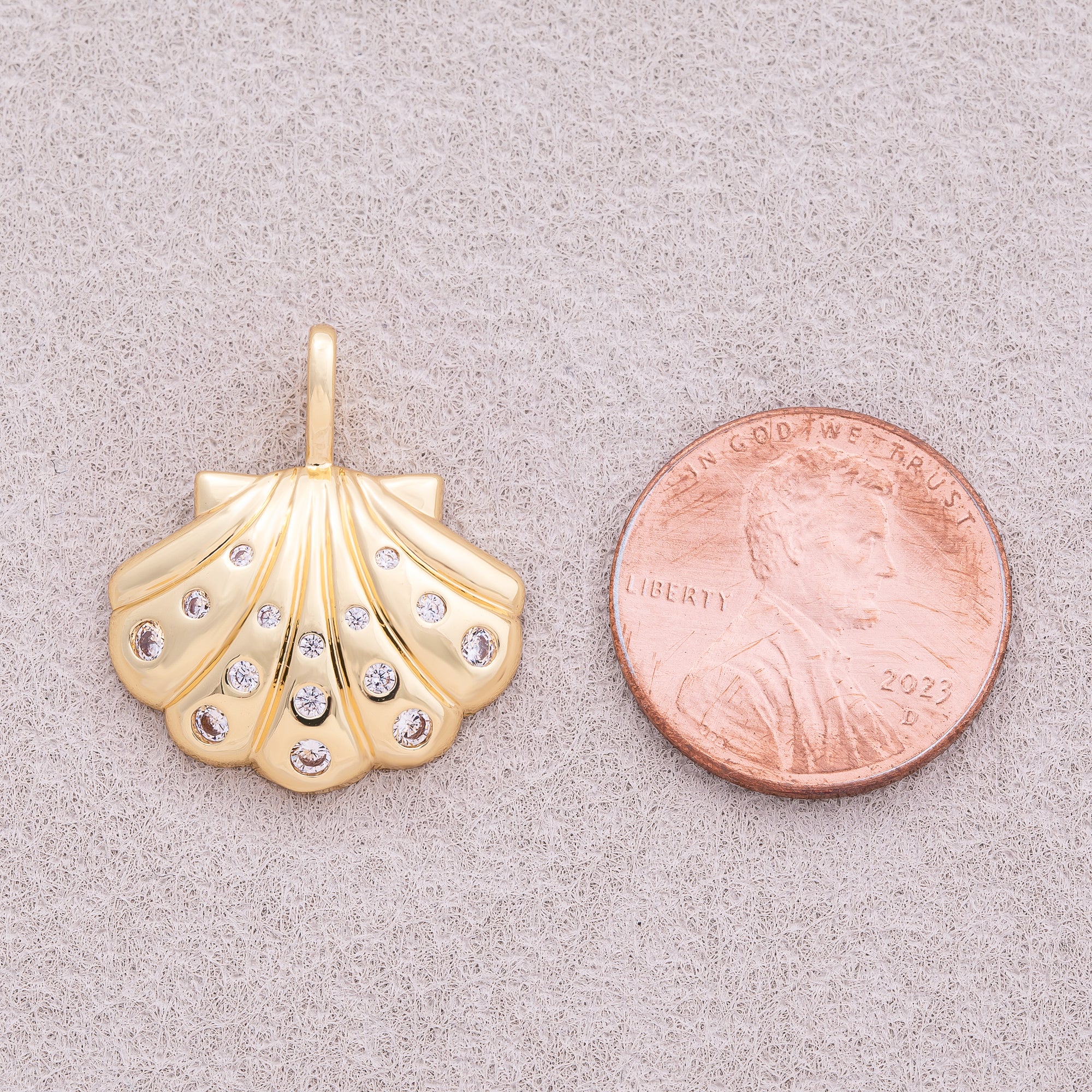 16K Gold Plated Micro Paved CZ Ocean Sea Shell Pendant - Sold Each