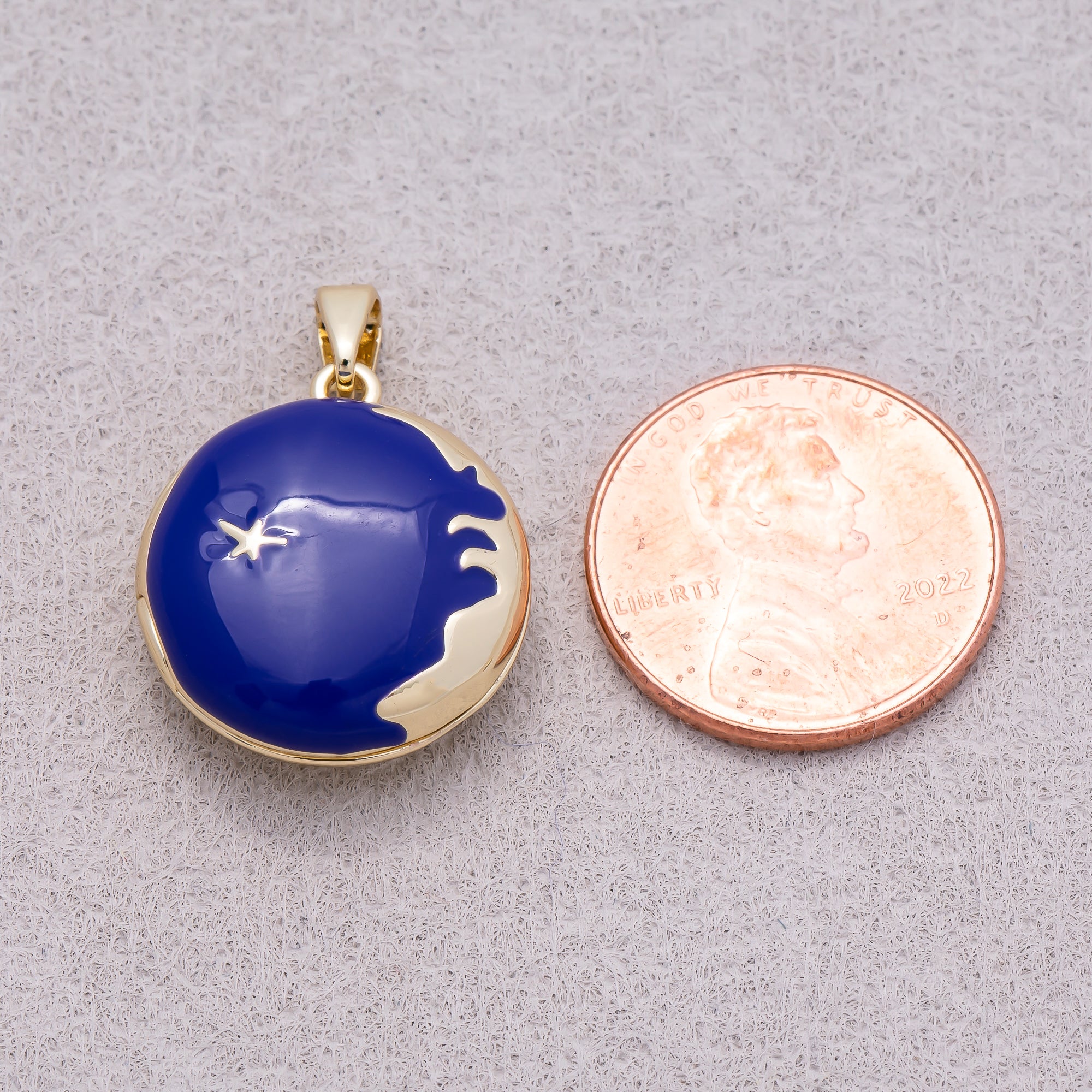 16K Gold Plated Blue Sapphire Starry Sky Round Open Locket Pendant - Sold Each