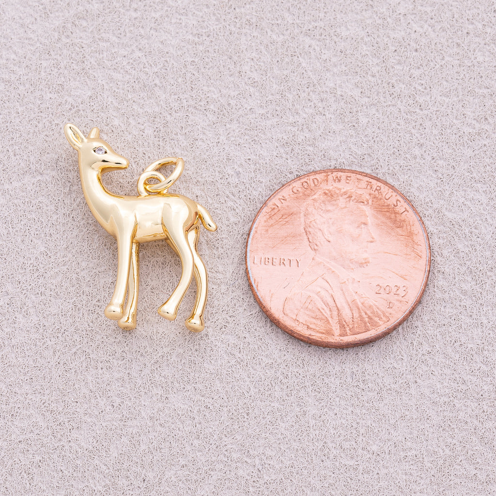 16K Gold Plated Cute Giraffe Animal Charm - Sold Each