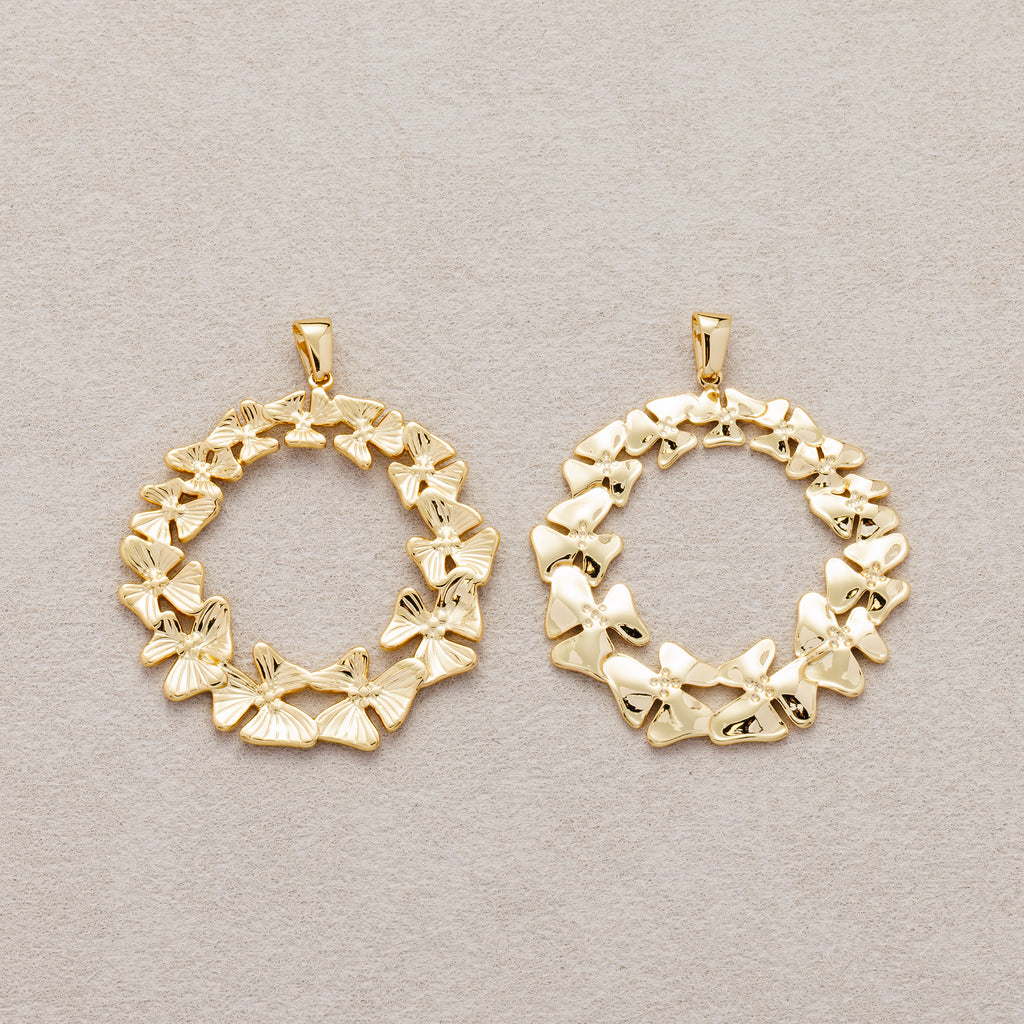 Launch Promo: 18K Gold PVD Stainless Steel Vintage Flower Framed Hammered Pendant | Sold Each