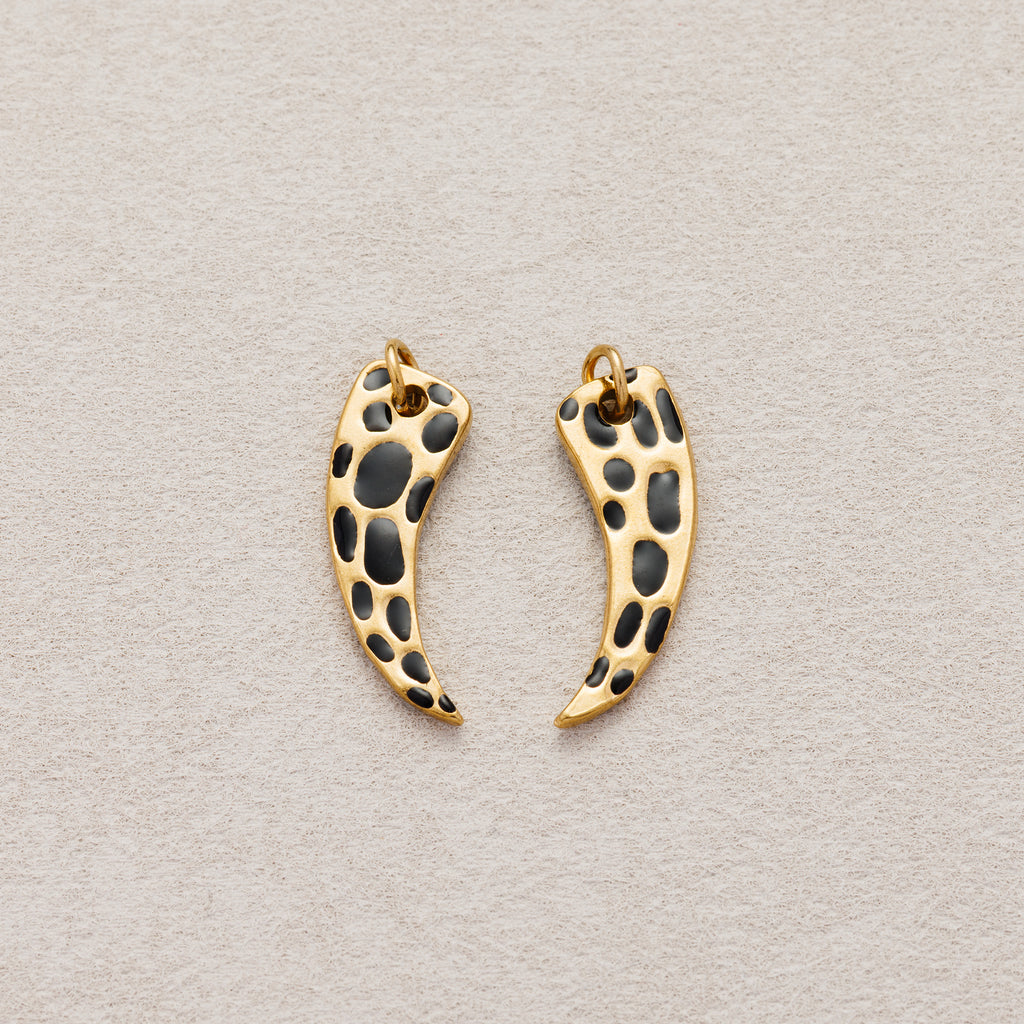 Launch Promo: 24K Gold PVD Stainless Steel Leopard Pattern Curved Horn Charm | Sold Each