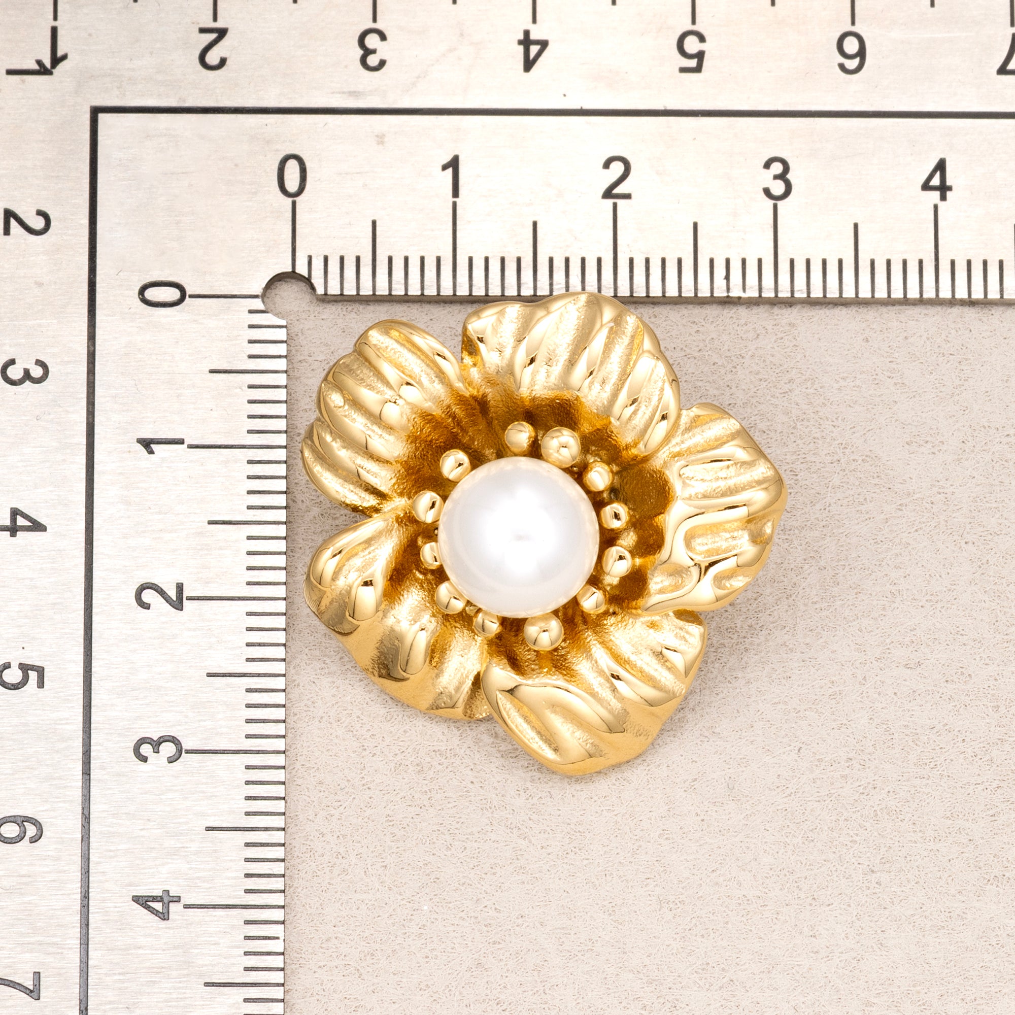 Gold PVD Stainless Steel Shell Pearl Mini Flower Stud Earrings