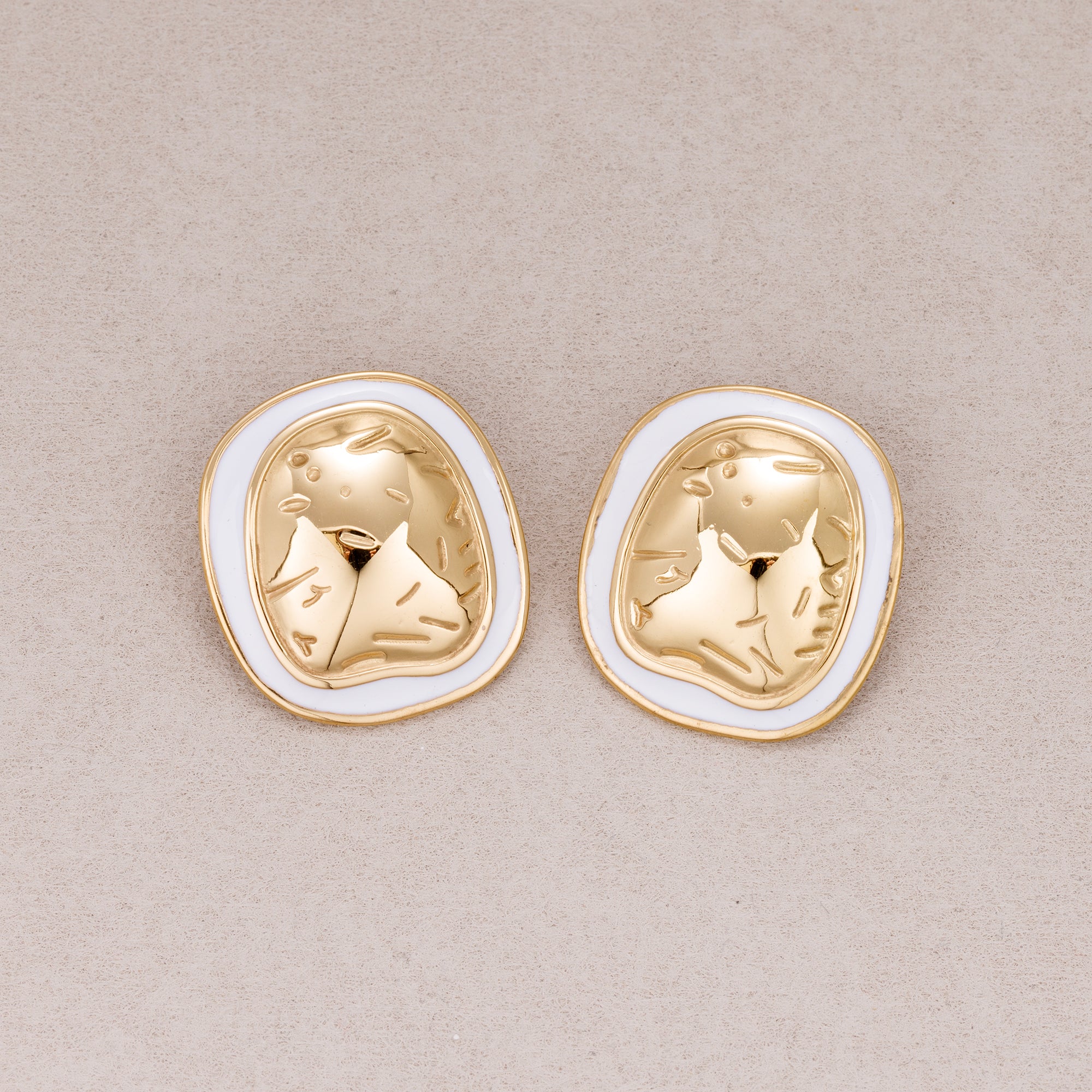 Gold PVD Stainless Steel Irregular Round Enamel Border Stud Earrings