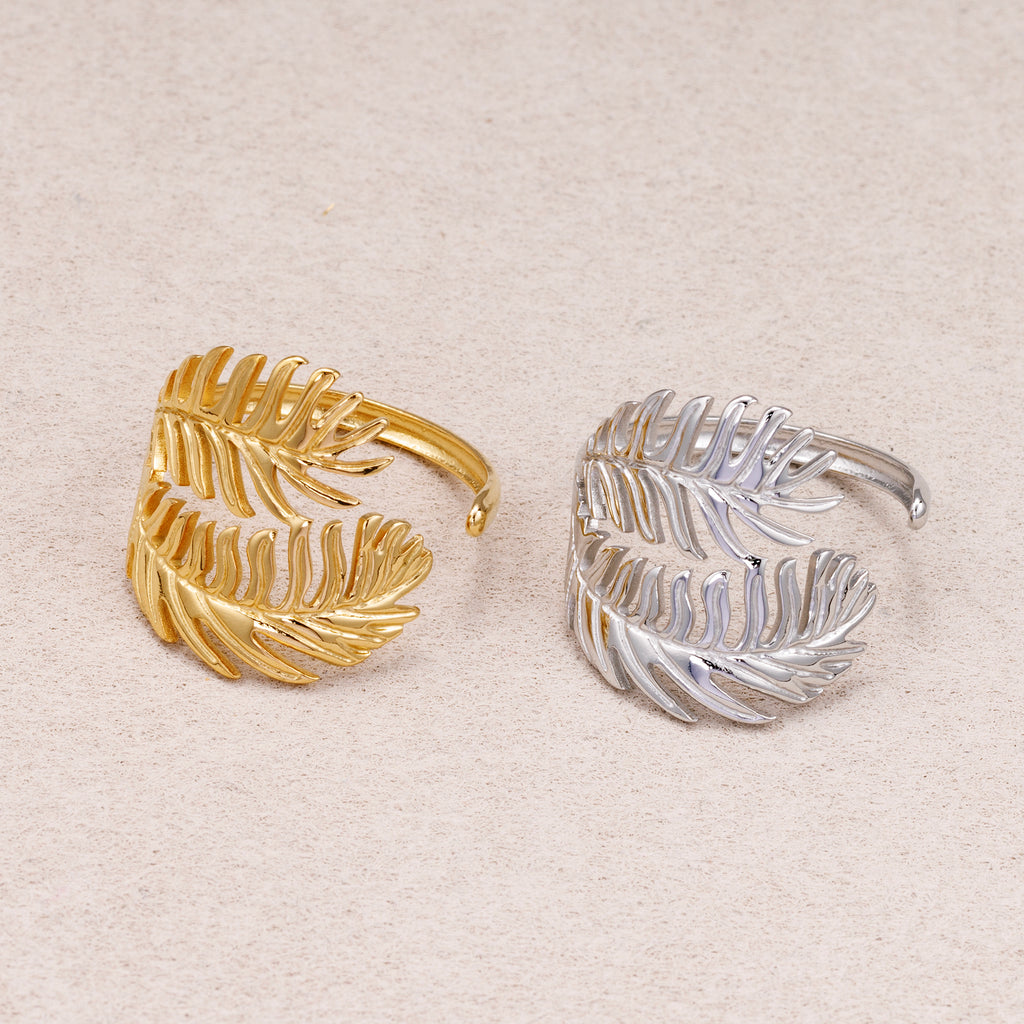 Gold PVD Stainless Steel Curved Monstera Leaf Adjustable Ring