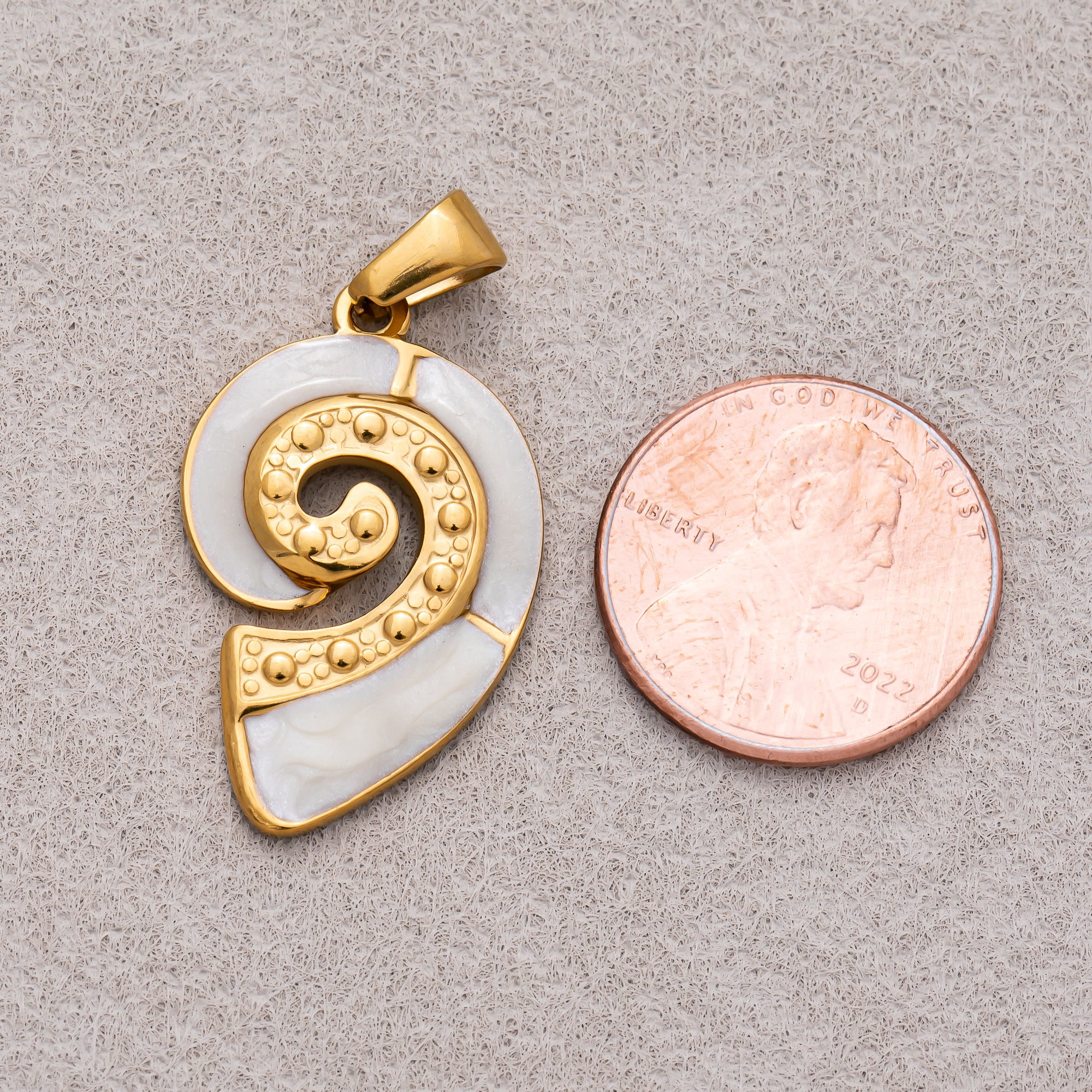 Gold PVD Stainless Steel Mother of Pearl Spiral Ocean Nautilus Pendant