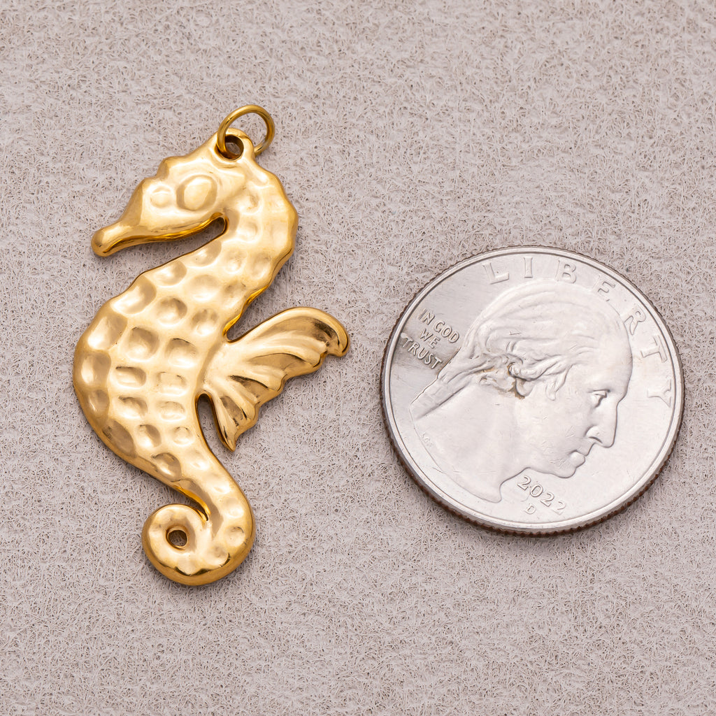 Gold PVD Stainless Steel Hammered Sea Horse Animal Pendant