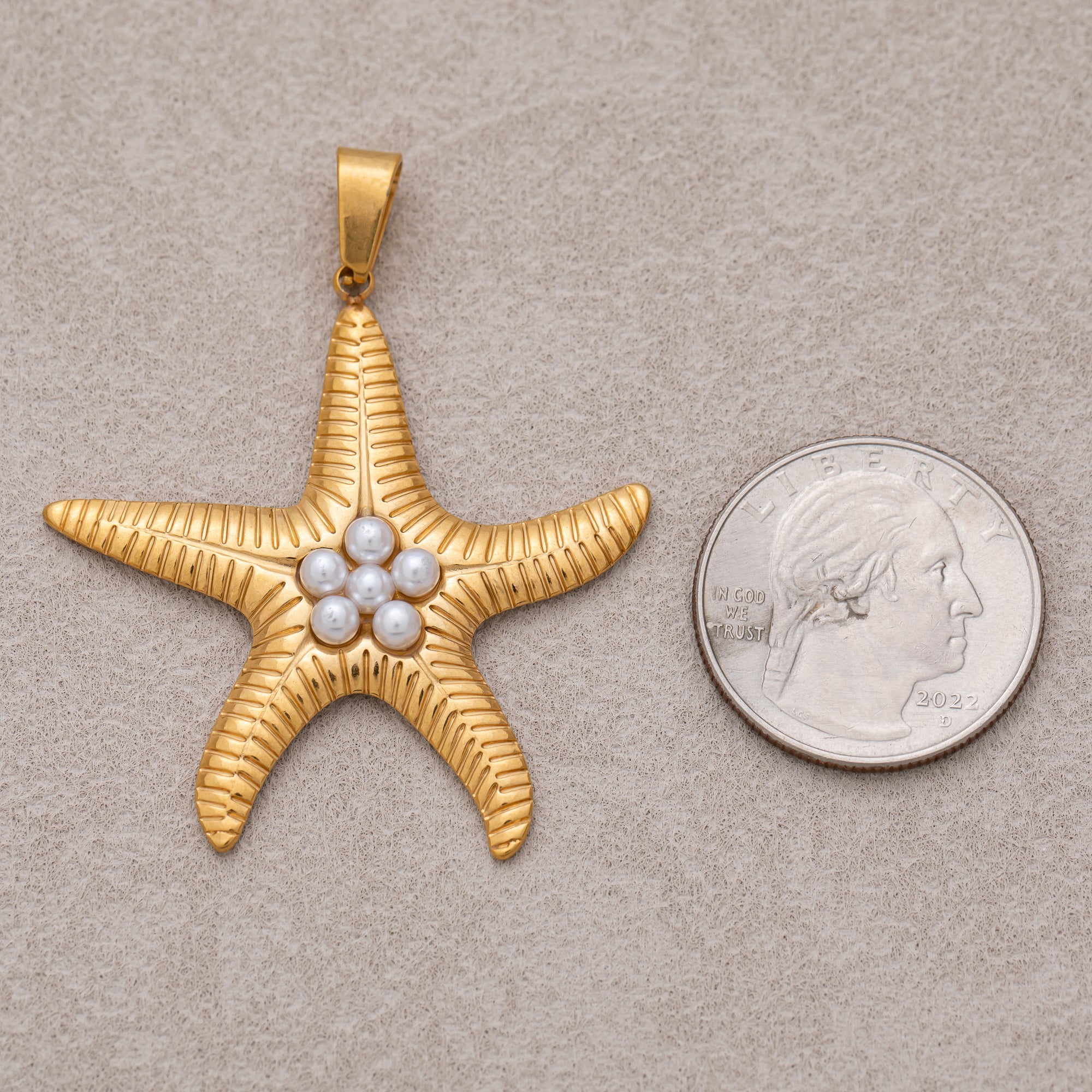Gold PVD Stainless Steel Shell Pearl Ocean Starfish Ribbed Pendant
