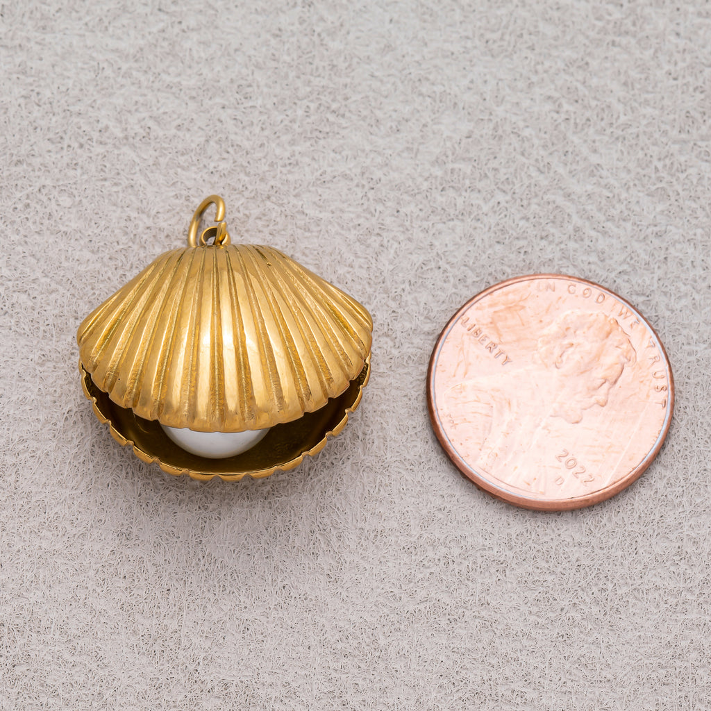 Gold PVD Stainless Steel Half Open Shell Pearl Scallop Clam Pendant